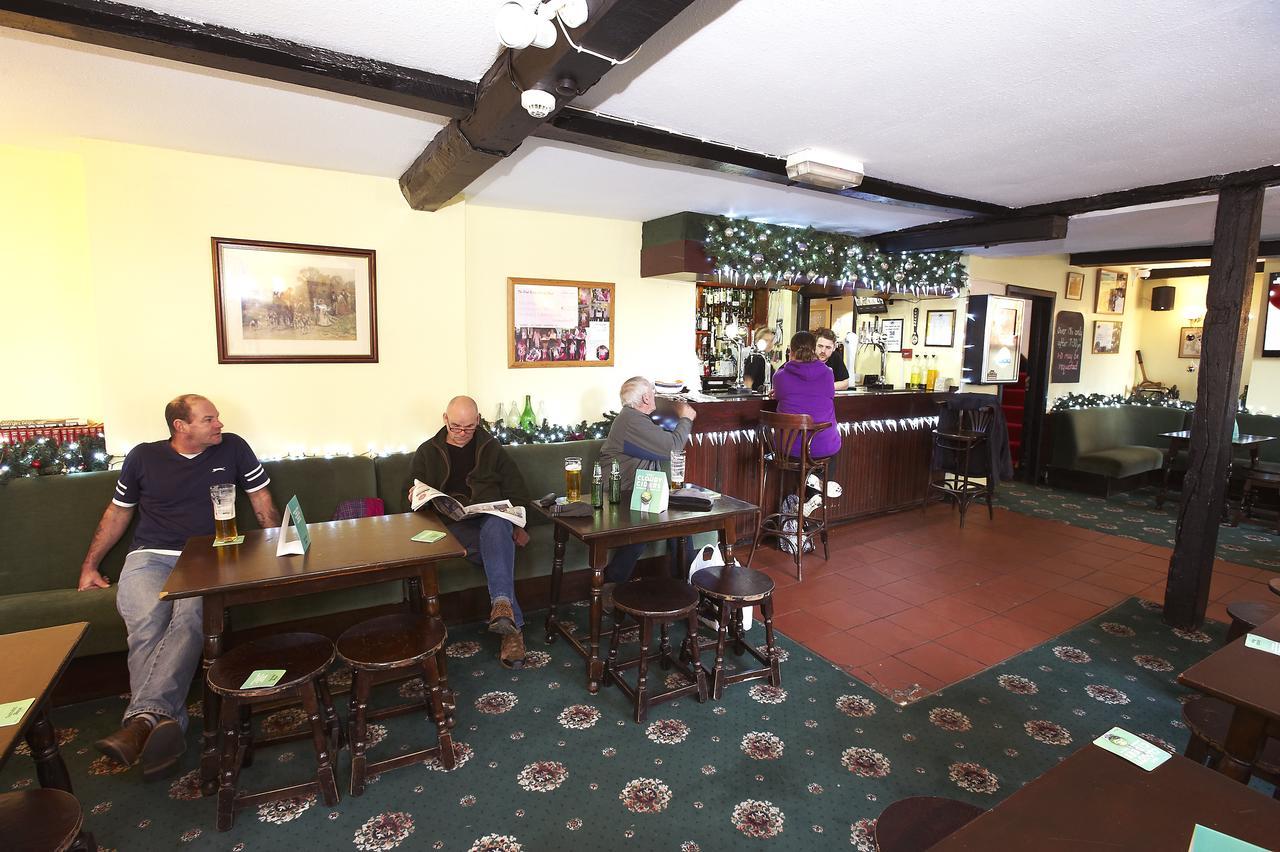 The Black Swan Inn Leominster Exterior photo